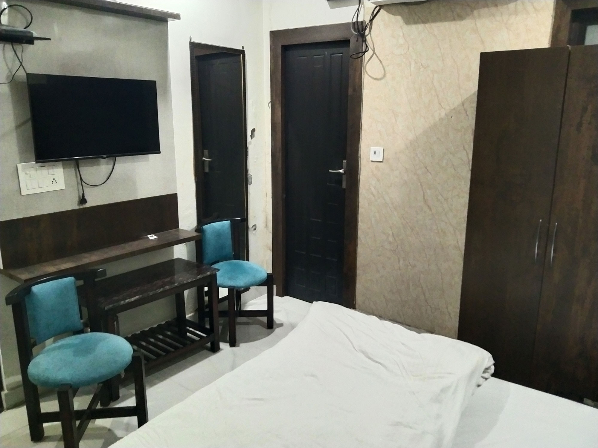 Hotel- Krishna