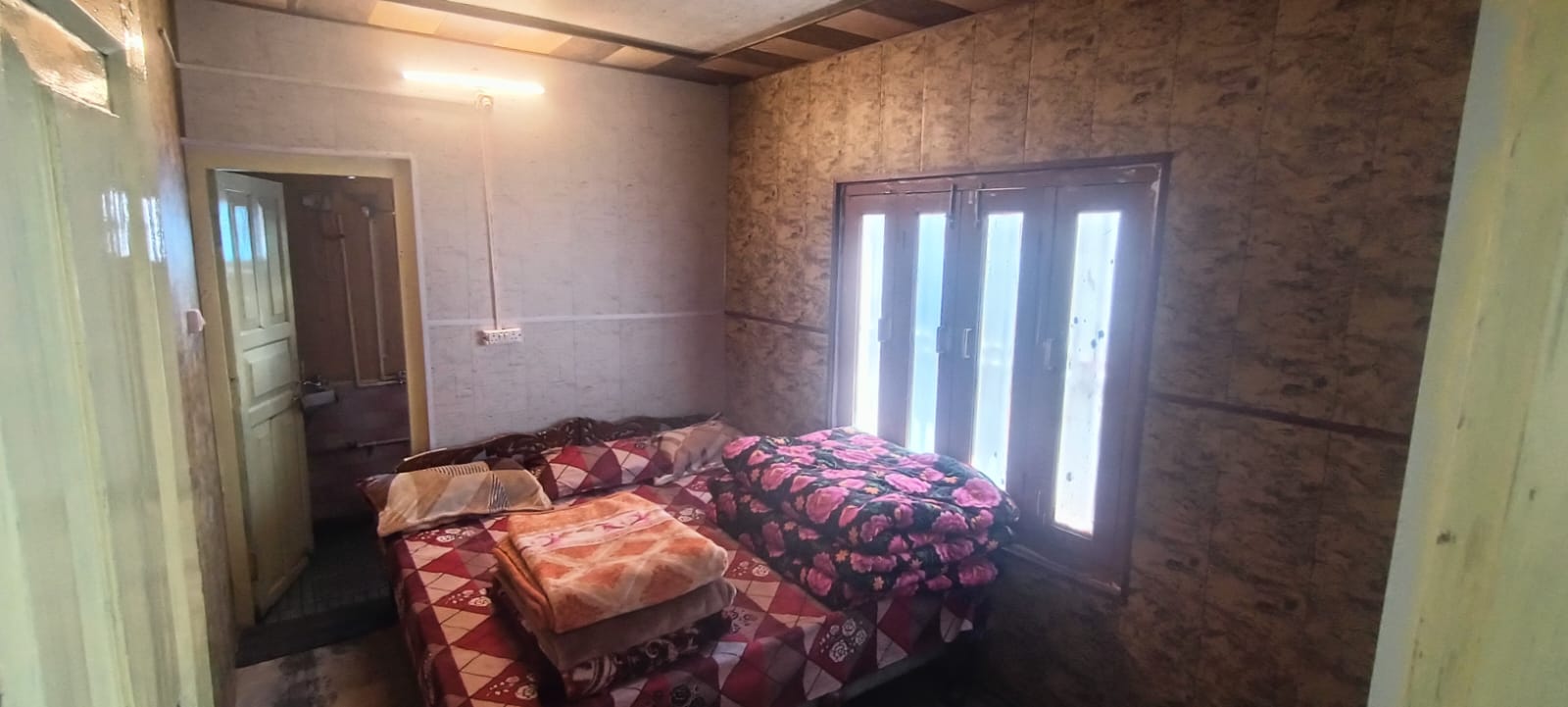 Kedarnath Basecamp