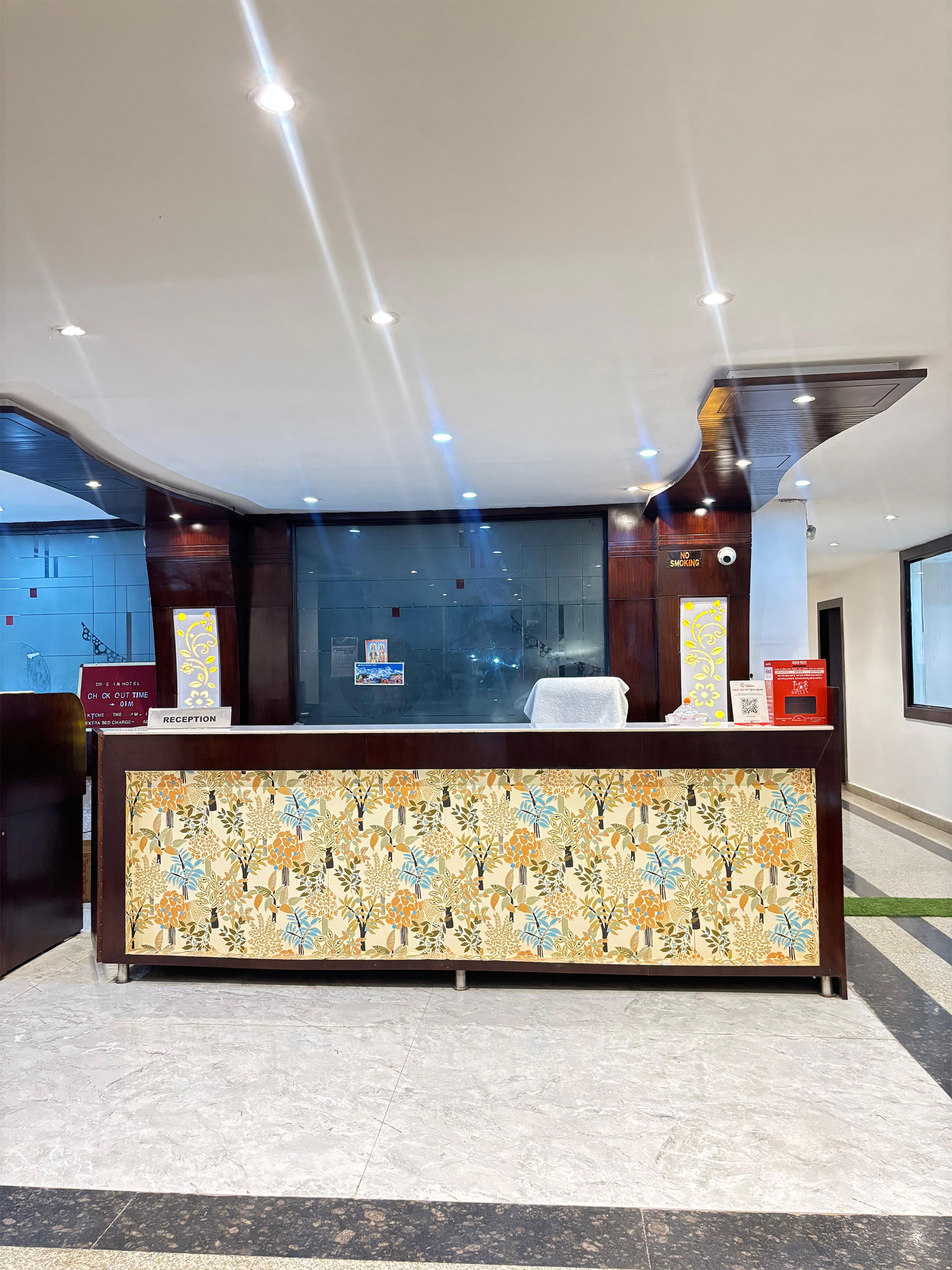 Hotel-Driven Inn