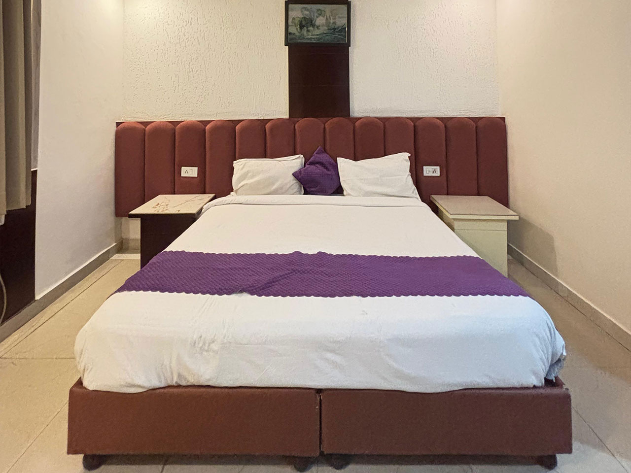 Hotel-Driven Inn