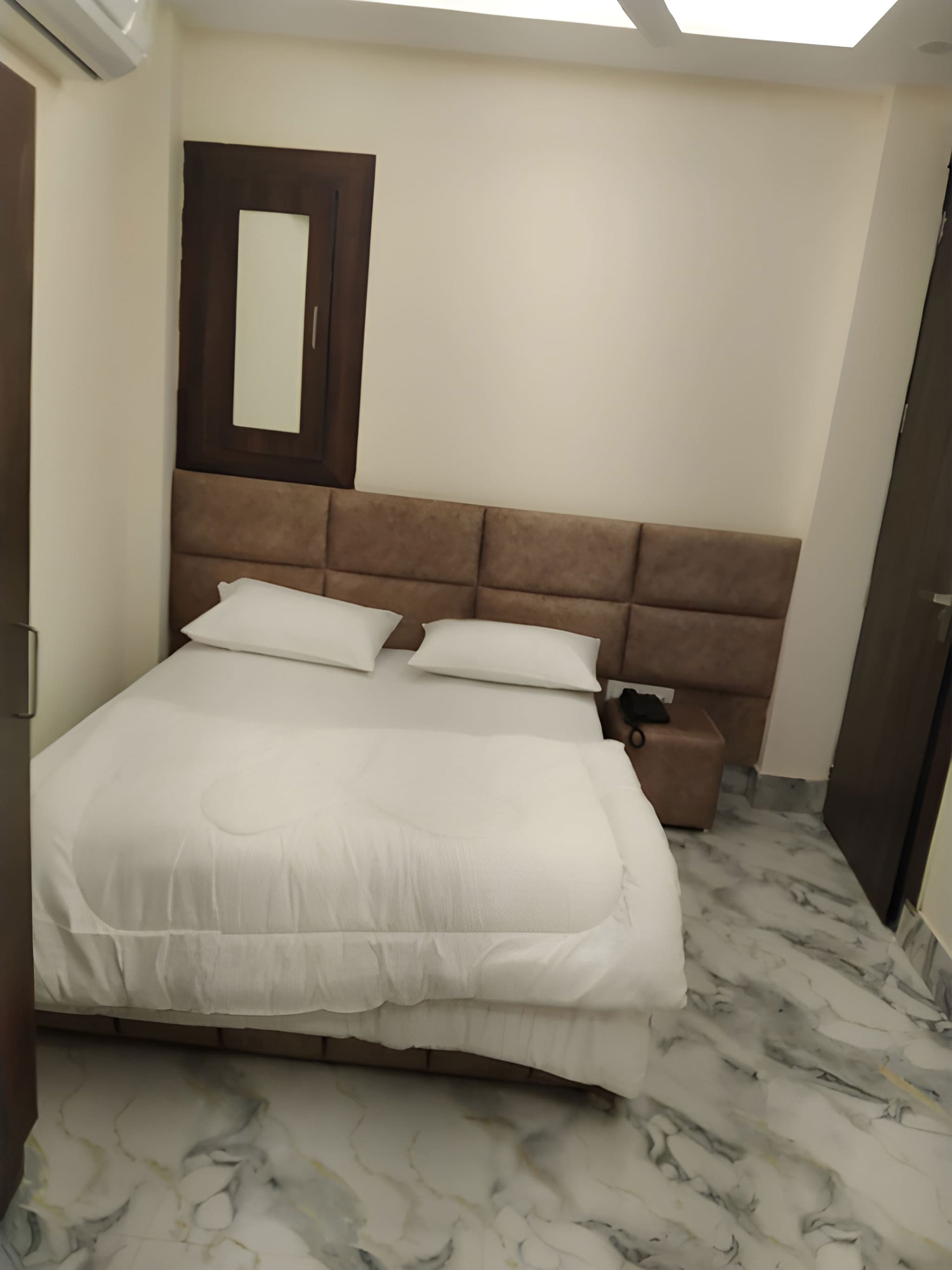 Hindustan Royal Inn