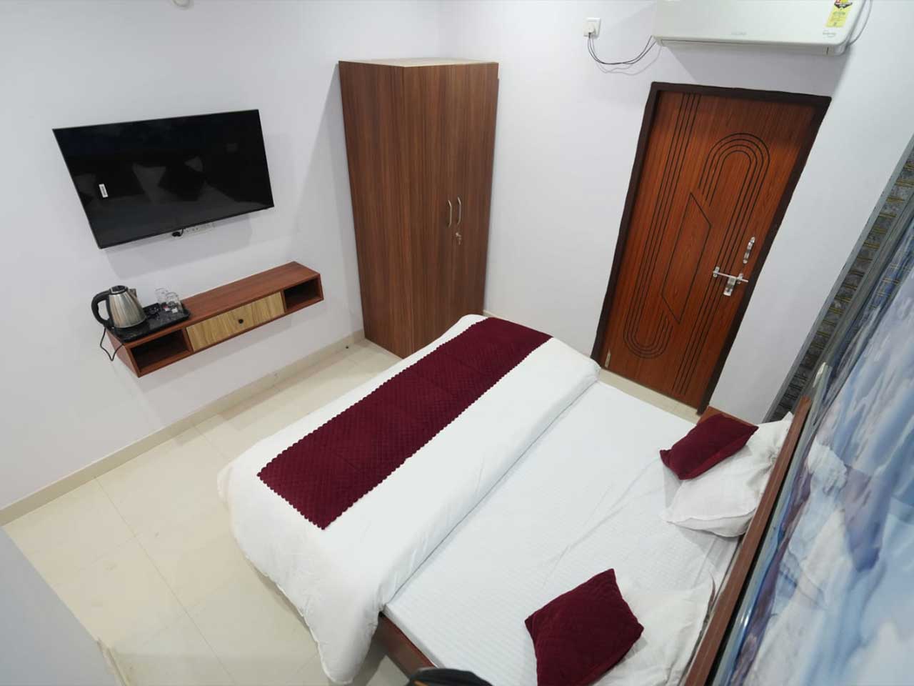 Hotel Rahi Residency